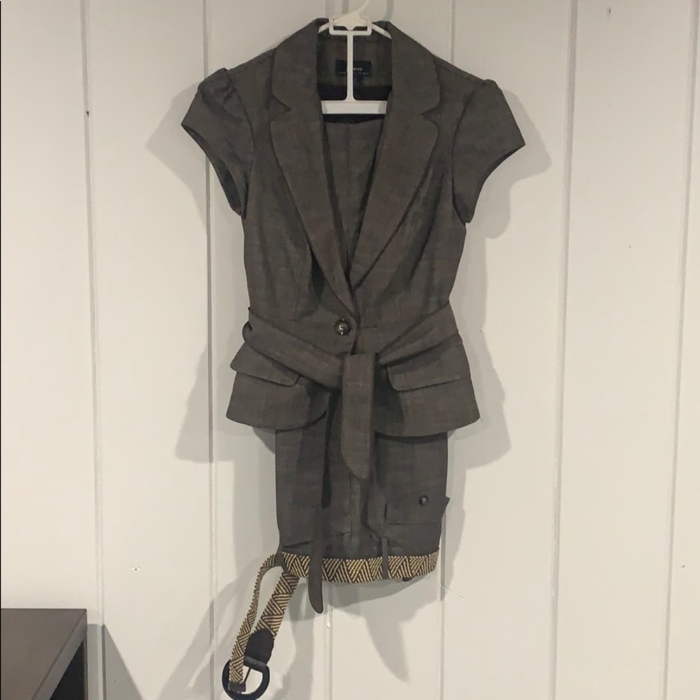 Brown suit jacket with crop pants